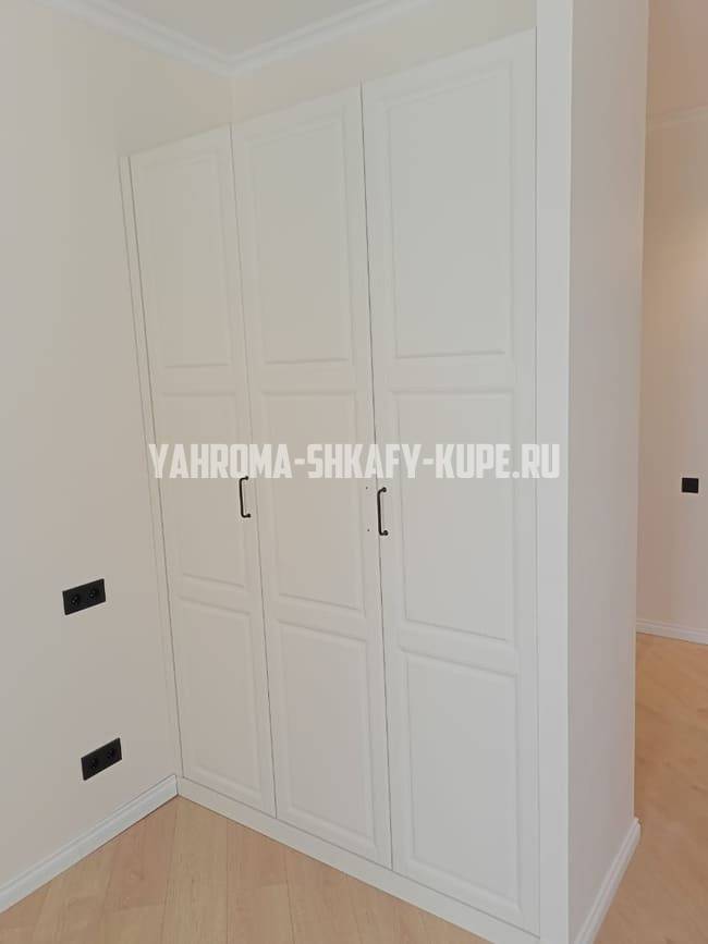 Распашные шкафы Яхрома