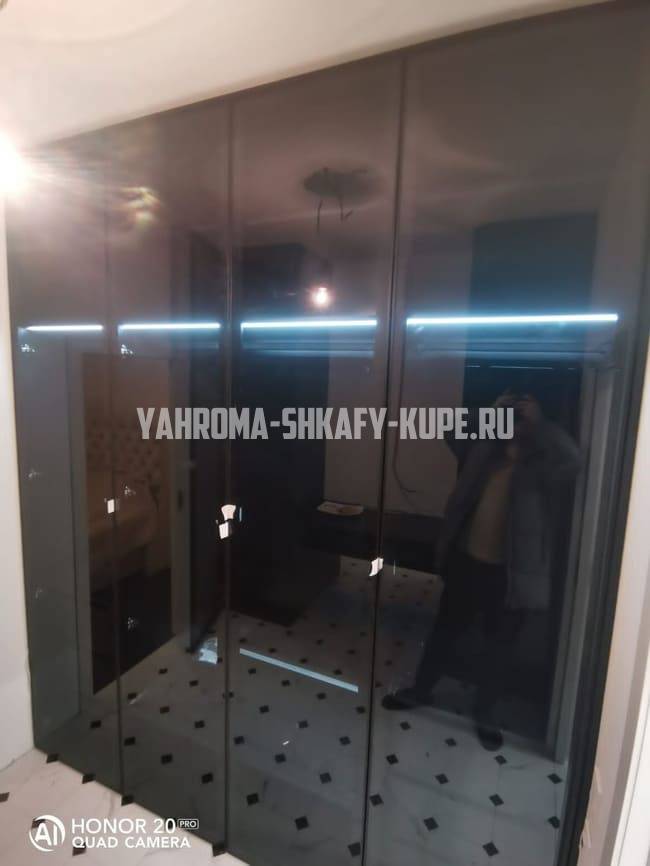 Распашные шкафы Яхрома