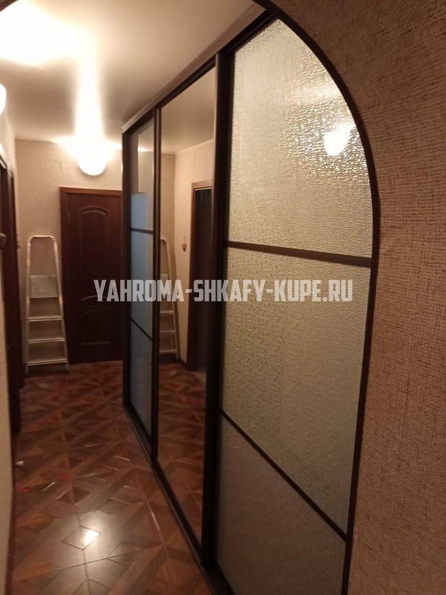 Шкафы для прихожей Яхрома