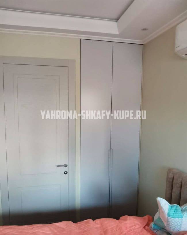 Шкафы в спальню Яхрома