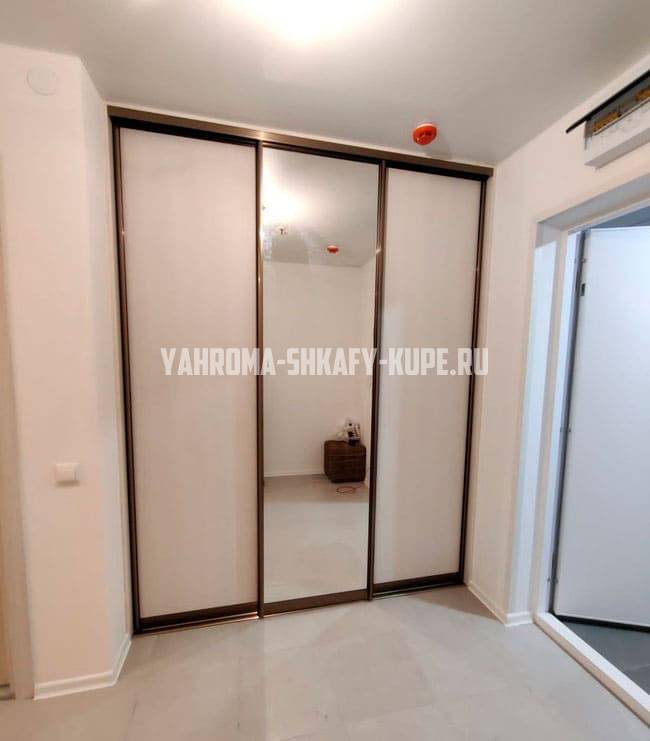 Встроенные шкафы на заказ Яхрома